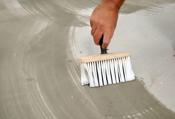 Parkettkleber: so finden Sie den richtigen!