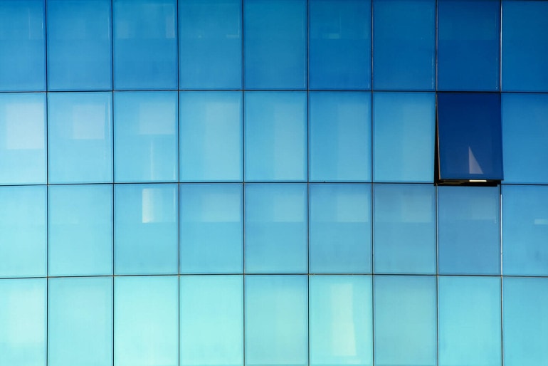 Glas – ein vielseitiger Werkstoff für den Hausbau