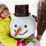 Schneemann bauen mit den Kindern