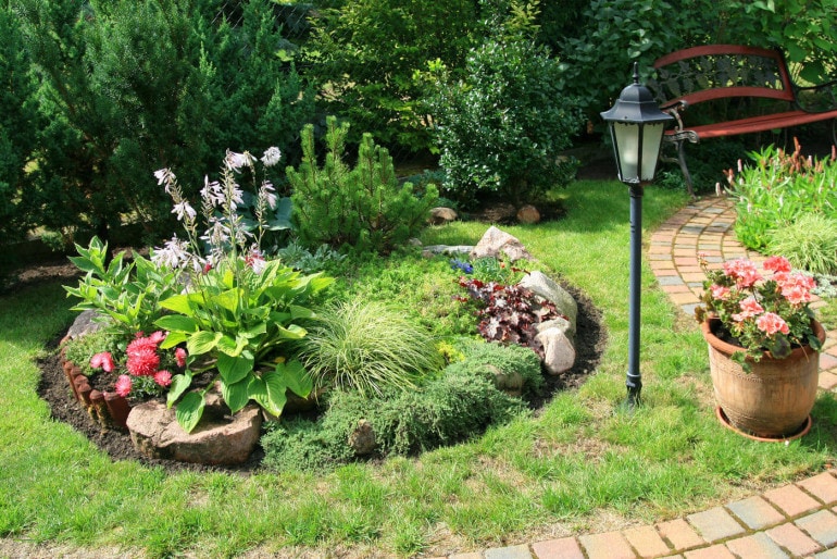 Einen Steingarten gestalten: So gelingt das neue Highlight im Garten