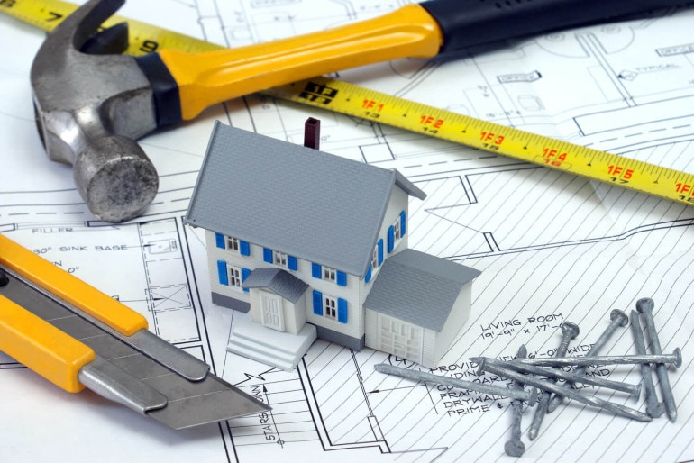 Wissen, Beratung, Hilfen: Die drei Grundsteine des Hausbaus