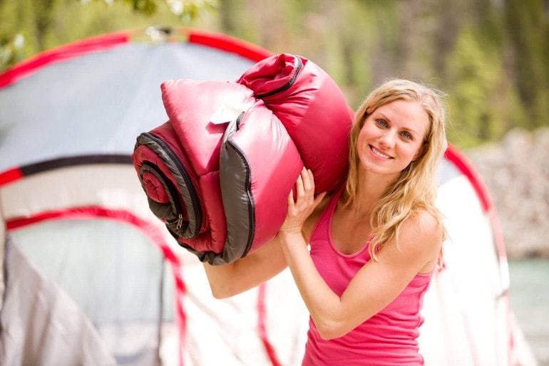 Der perfekte Schlafsack für Campingtouren