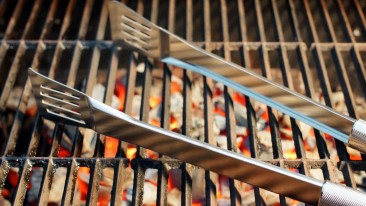 Grillrost und Grill reinigen – mühelos und ohne Schrubben