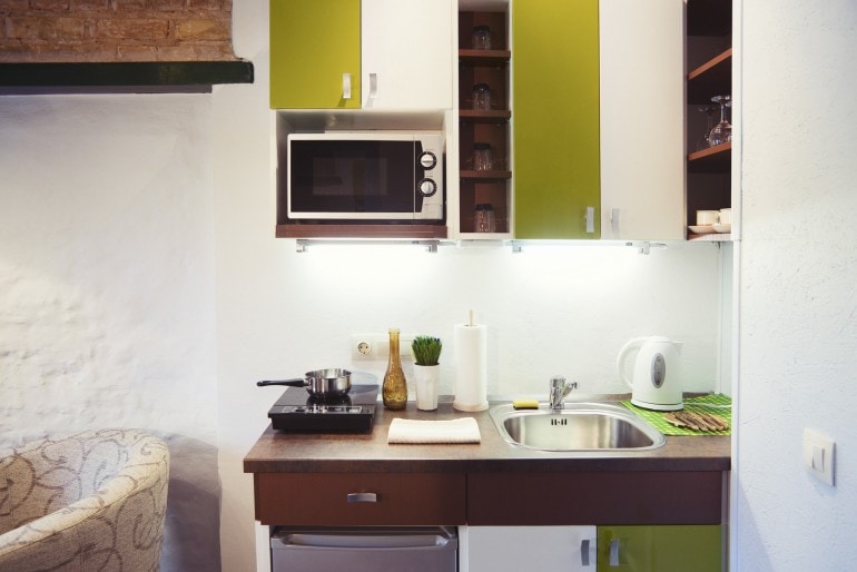 Kleine Küche: Mit diesen simplen Tricks schaffen Sie mehr Platz!