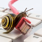 Vorsicht bei Vertragsabschluss: Internettarif ohne Drosselung wählen