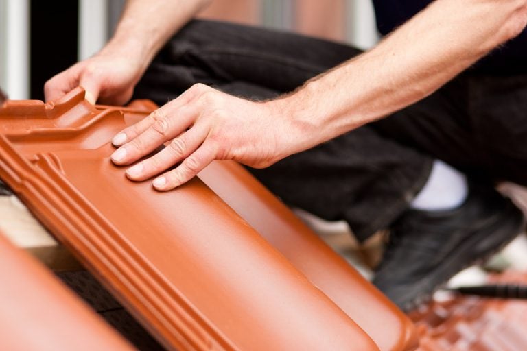 Dachziegel kaufen: Wissenswertes zu dem beliebten Dachmaterial