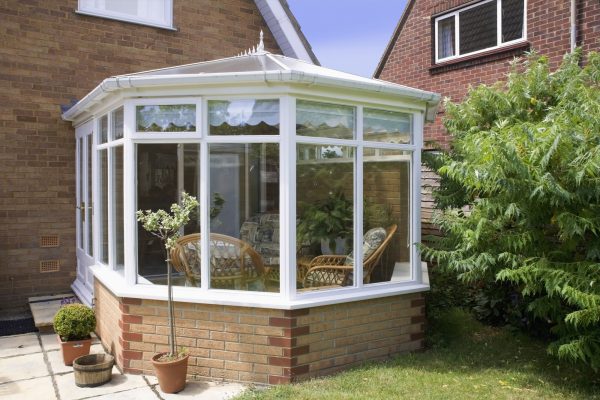 Wintergarten mit Glasdach bauen? Besser nicht! Tipps und Tricks für die