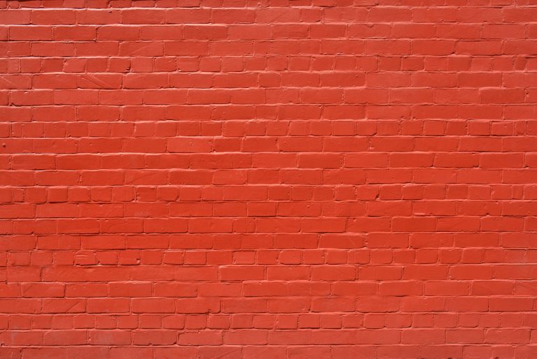 Klinker streichen: So wird die Fassade mit Farbe wieder schön