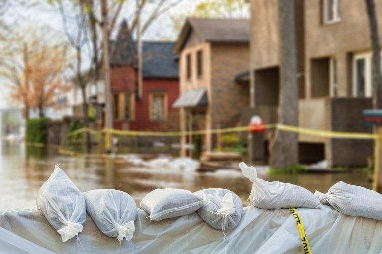 Mieter oder Vermieter? Haftung für Unwetterschäden