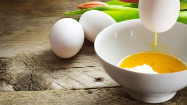 Ostereier auspusten – Vorsicht, Salmonellen-Gefahr!
