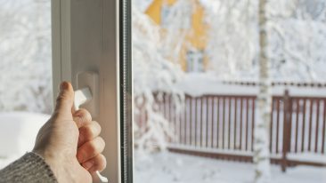 Lüften im Winter – diese Tipps helfen gegen Schimmel in der Wohnung