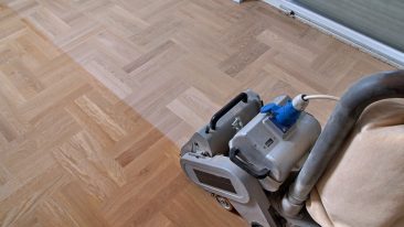 Parkett abschleifen: Kosten pro qm