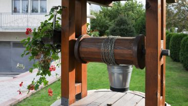 Brunnen bohren: die Kosten für den Gartenbrunnen