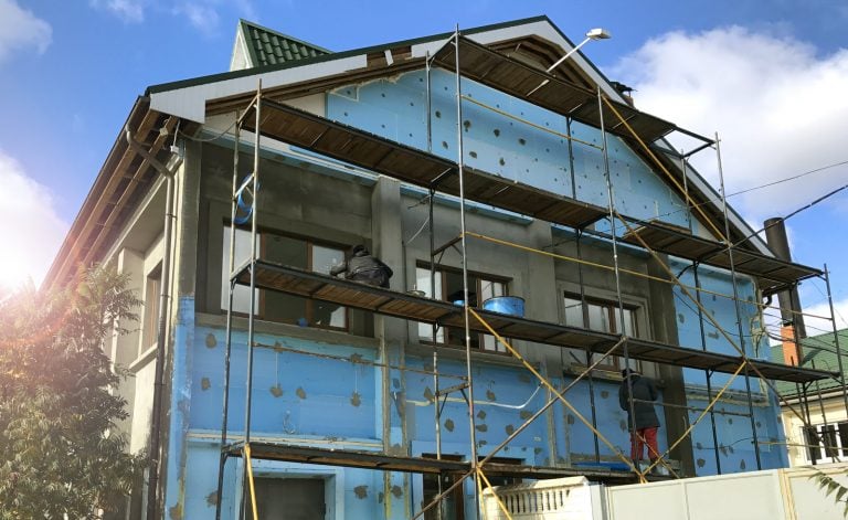Fassadenverkleidung: Preise für die neue Außenansicht