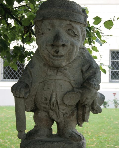 Zwerg Schloss Lamberg Gartenzwerg