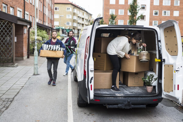 Je nachdem, was Sie transportieren möchten, benötigen Sie einen kleinen oder großen Transporter.