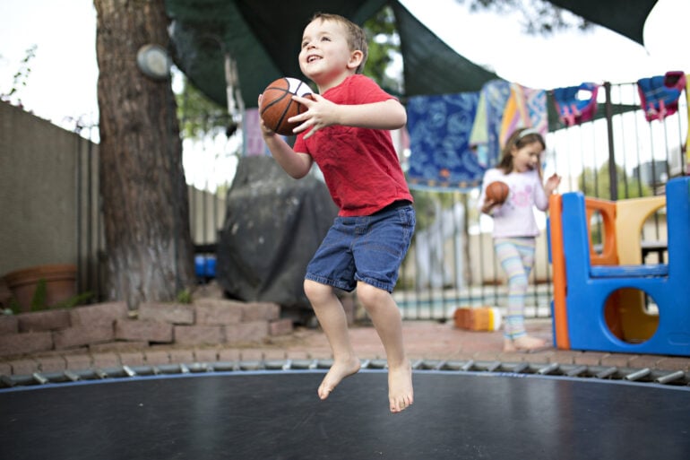 Bodentrampoline