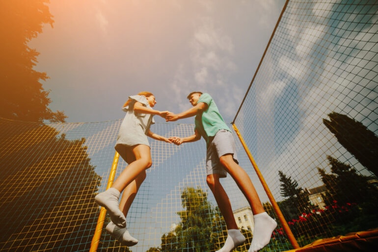 Trampoline mit 305 cm