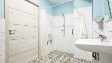 Das eigene Bad altersgerecht umbauen – Tipps für das barrierefreie Badezimmer