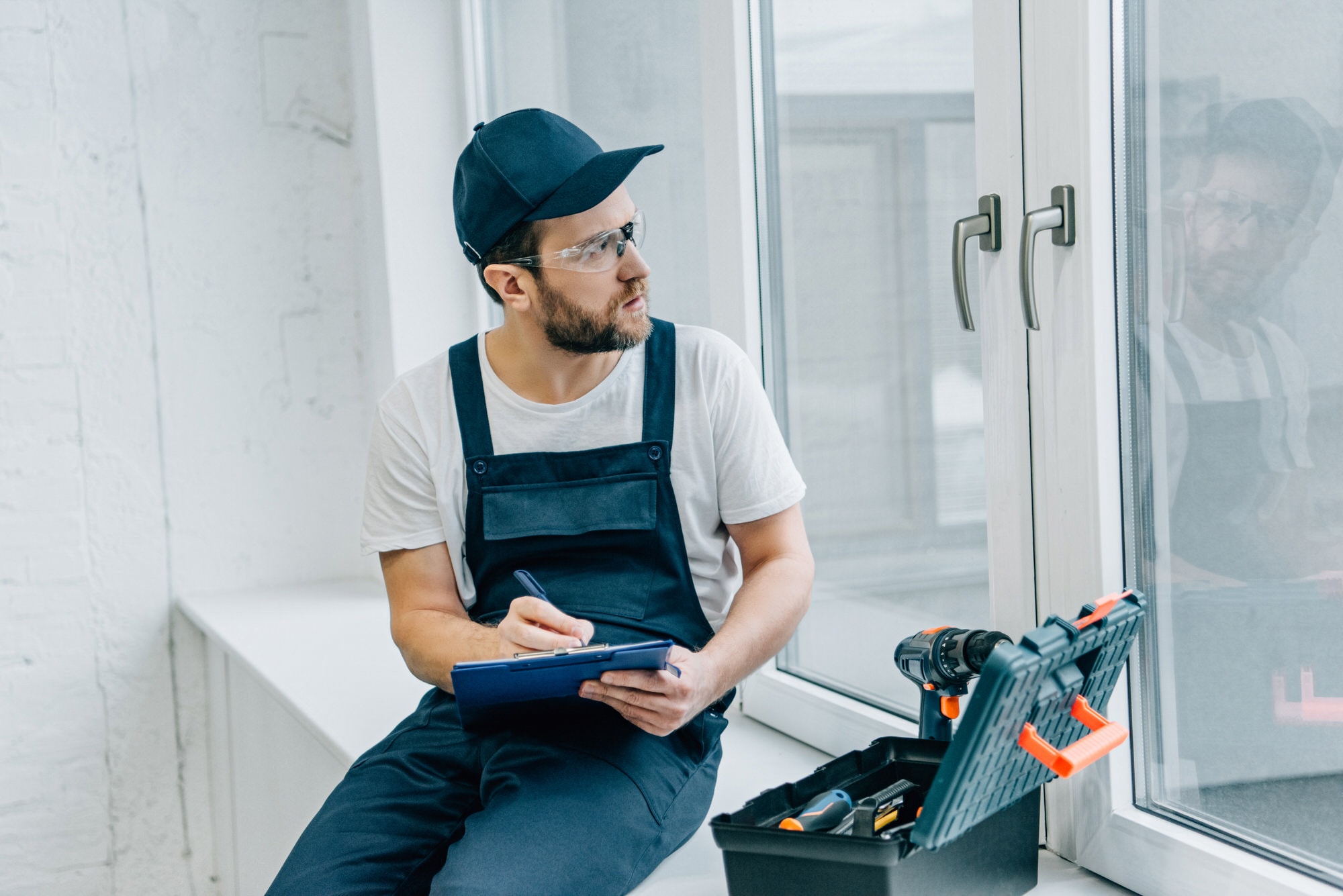 Rollladen Eigenbau oder Fachmann beauftragen? HeimHelden®