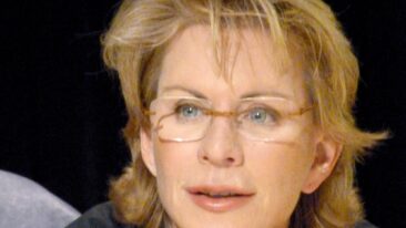 Romane von Patricia Cornwell in der richtigen Reihenfolge