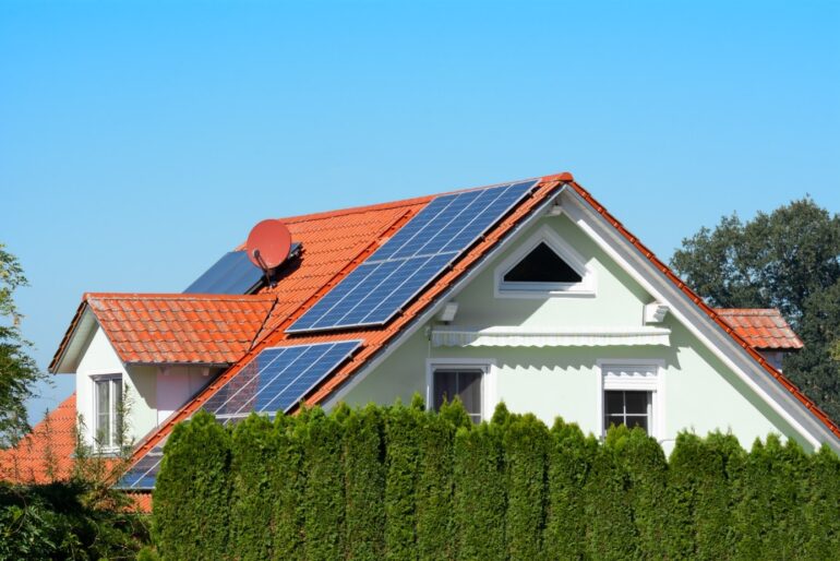 Solarboom bei Privathaushalten ungebrochen – darauf sollten Sie bei einer neuen PV-Anlage achten