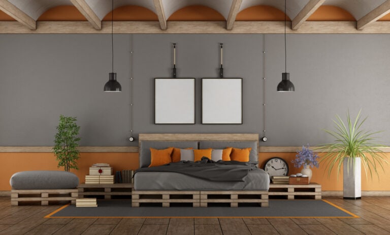 Bett aus Europaletten