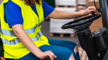 Staplerschein-Kosten im Check: Lohnt sich die Investition in Ihre berufliche Zukunft?