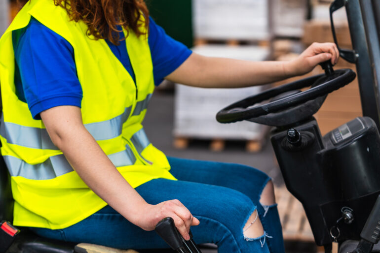 Staplerschein-Kosten im Check: Lohnt sich die Investition in Ihre berufliche Zukunft?