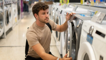 Das passt ja perfekt: die Maße einer Waschmaschine