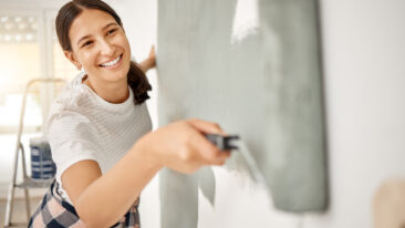Wand streichen mit Rand: Die perfekte Technik für ein sauberes Ergebnis