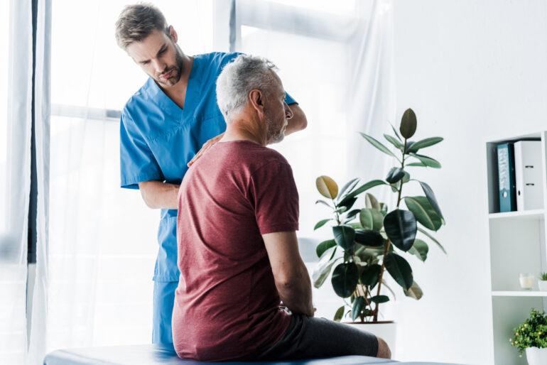 Chiropraktiker-Kosten: Was Sie wissen müssen, bevor Sie sich für eine Behandlung entscheiden