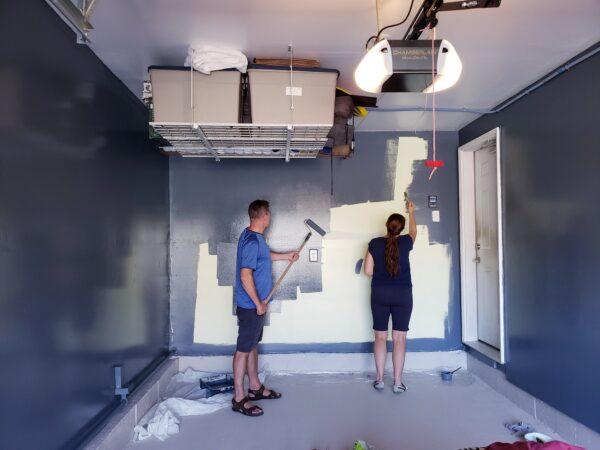 Garage streichen leicht gemacht: Tipps & Tricks für Heimwerker